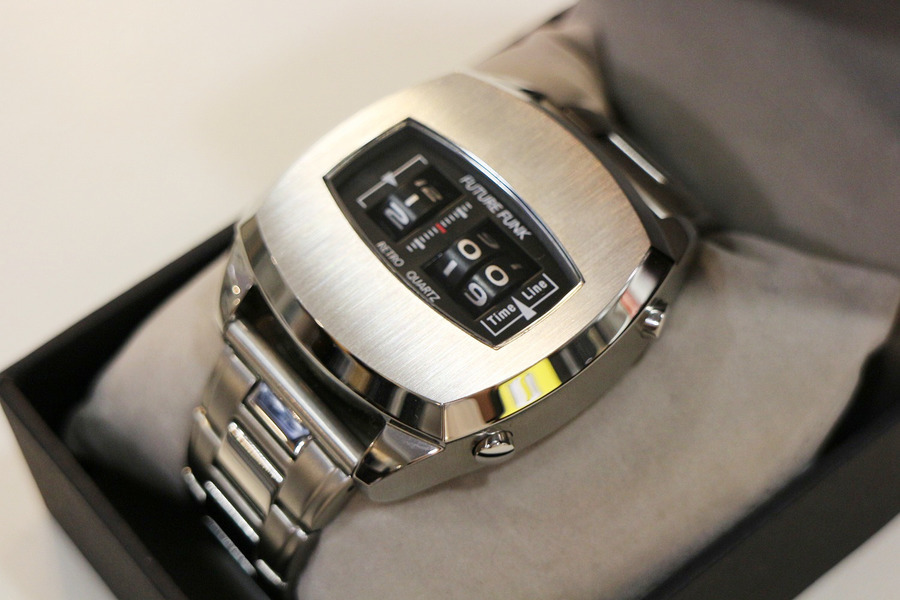 Future Funk フューチャーファンク よりローラー式ウォッチが入荷 04 27発行