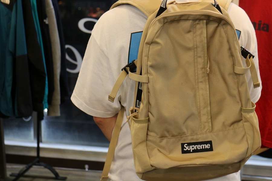 supreme 18ss back pack tan