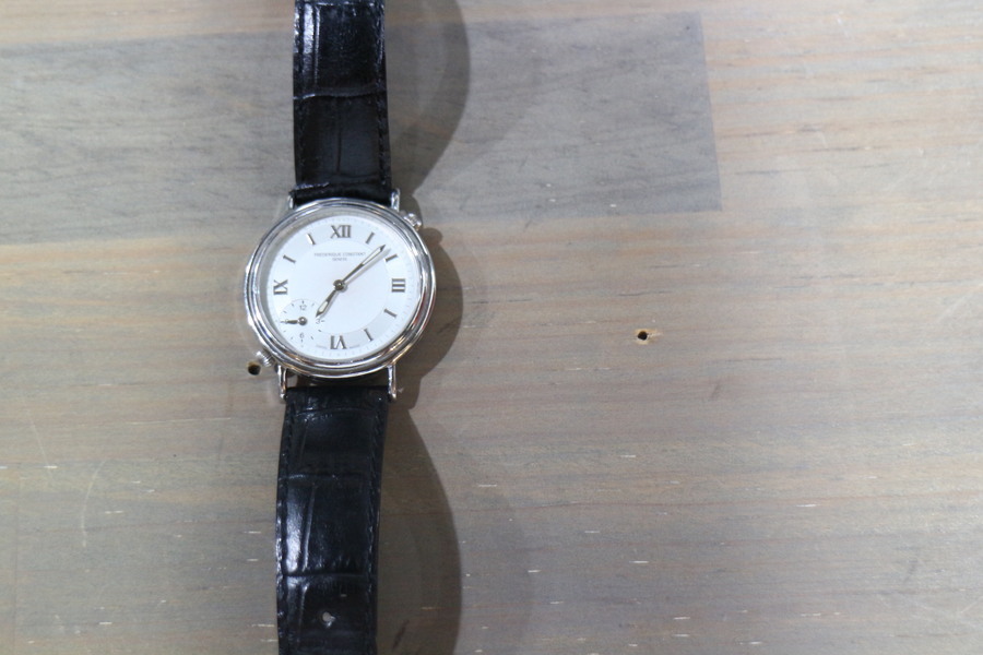 FREDERIQUE CONSTANT/フレデリック・コンスタント】からデュアルタイム 