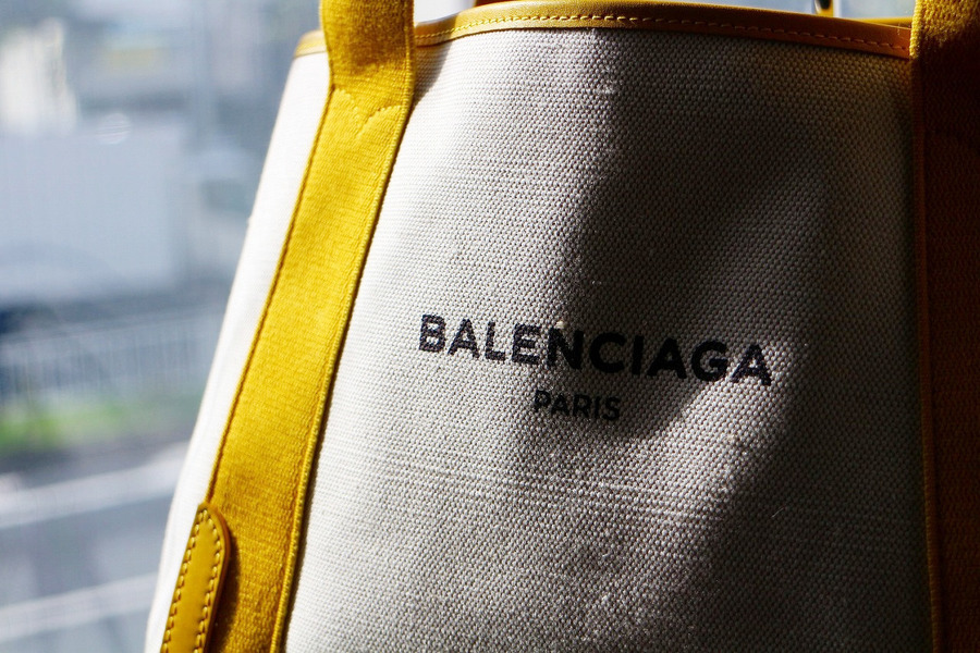 BALENCIAGA / バレンシアガ】カバストートバッグ が入荷致しまし