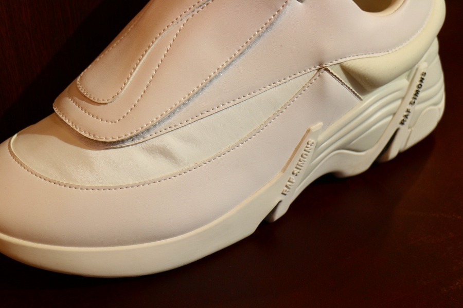 RAF SIMONS RUNNER/ラフシモンズ ランナー】から ”ANTEI” スニーカーが