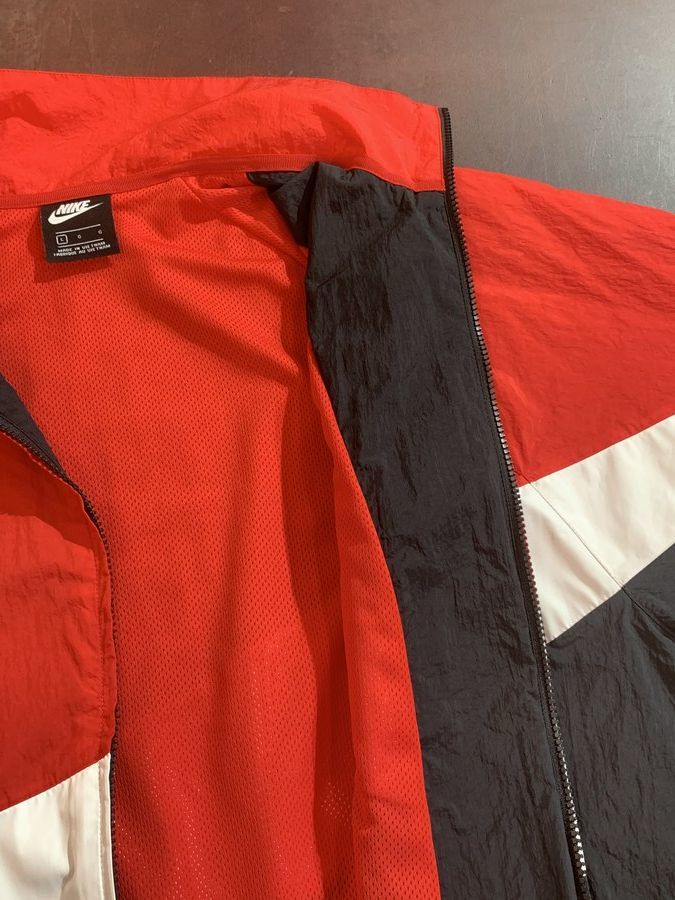 NIKE/ナイキ】から完売人気のナイロンジャケット2着入荷しました