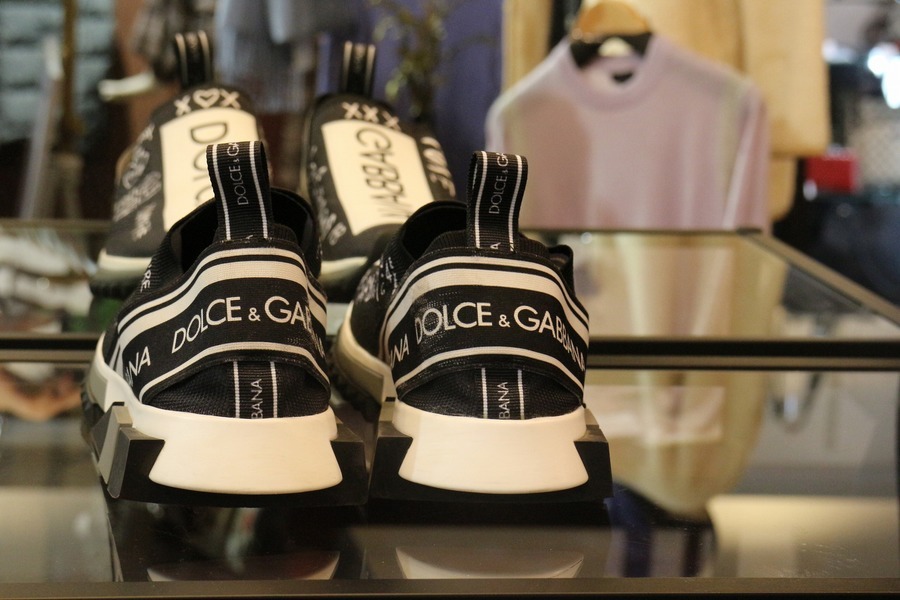 DOLCE&GABBANA (ドルチェ ＆ ガッバーナ) ロゴライン プル