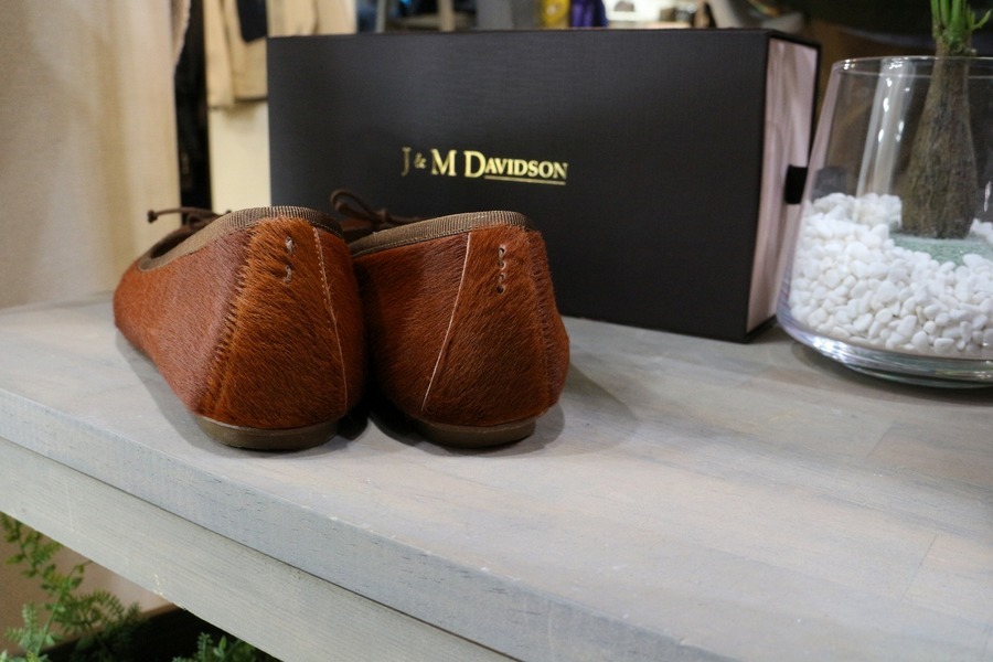 J&M Davidson バレエシューズ　ハラコ インポートブランド【J&M DAVIDSON/ジェイ＆エム デヴィッドソン】から