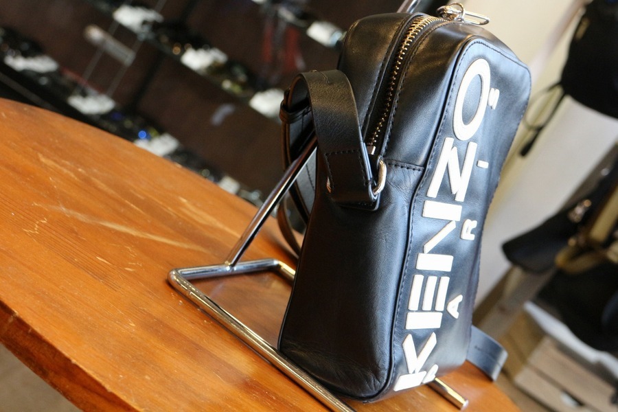 大人気ブランド【KENZO/ケンゾー】からバックを買取入荷致しました