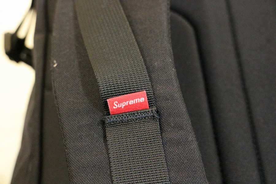 ストリートブランドの【SUPREME】から、【THE NORTH FACE