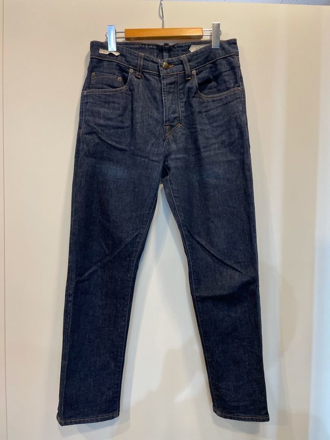 イタリアブランドの【YCHAI/イカイ】からデニムパンツ2点同時入荷しま