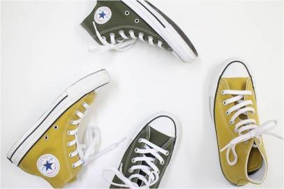 「コンバースのCONVERSE 」