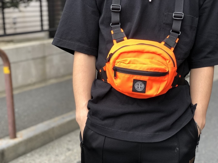 STONE ISLAND / ストーンアイランド から 19SS ボディバッグの入荷