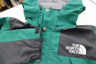 「アウトドアブランドのTHE NORTH FACE 」