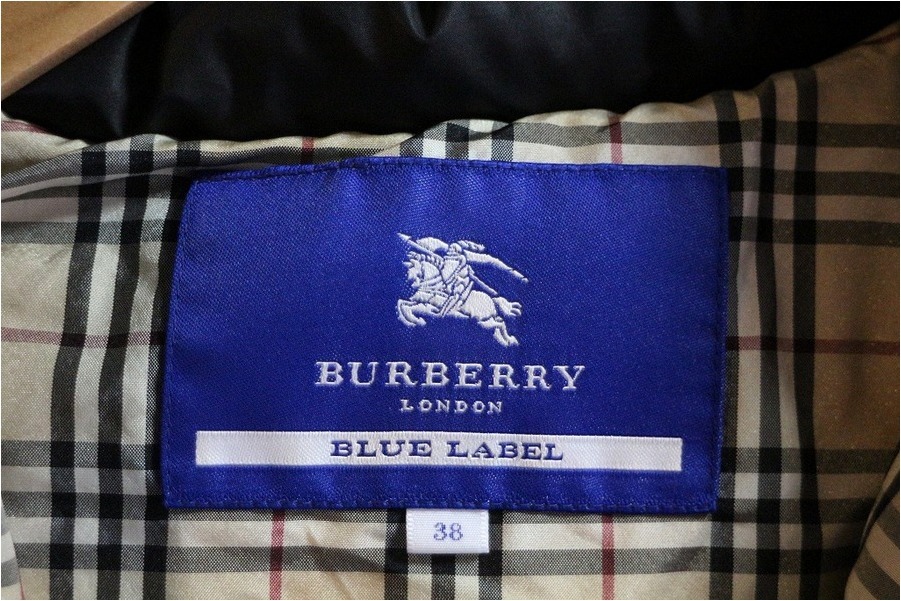 「インポートブランドのBURBERRY BLUE LABEL 」