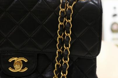 「インポートブランドのCHANEL 」