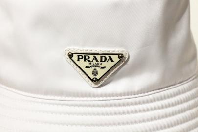 「ラグジュアリーブランドのPRADA 」