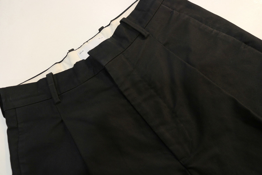 soumo big tuck chino black 01 パンツ