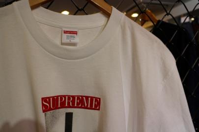 「ストリートブランドのSUPREME 」