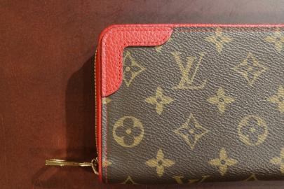 「ラグジュアリーブランドのLOUIS VUITTON 　 」