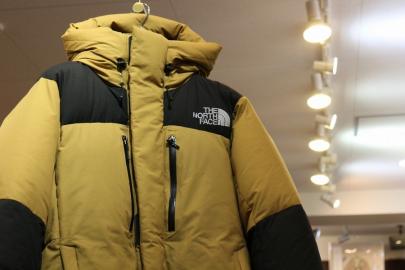 「アウトドアブランドのTHE NORTH FACE 」