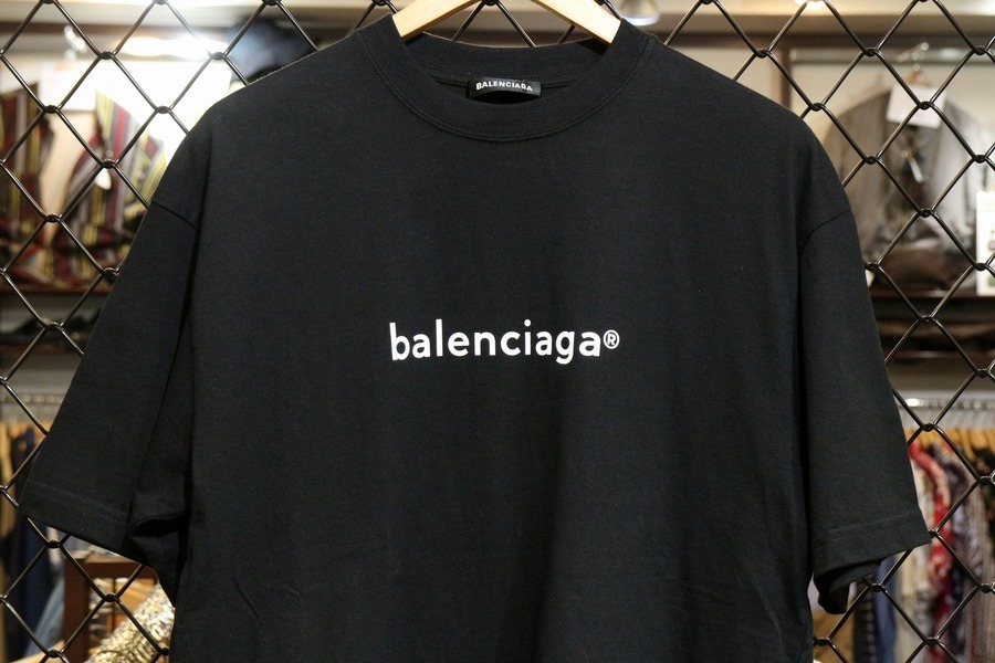 デザイナーズブランドの【BALENCIAGA / バレンシアガ】から、ロゴ 