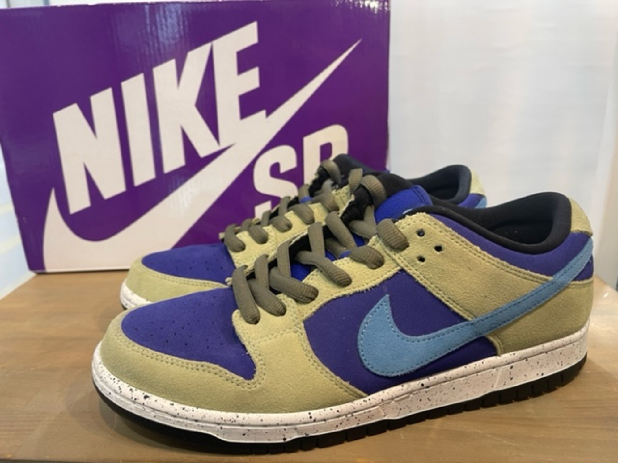 81%以上節約81%以上節約NIKE DUNK SB セラドン 29.5cm スニーカー