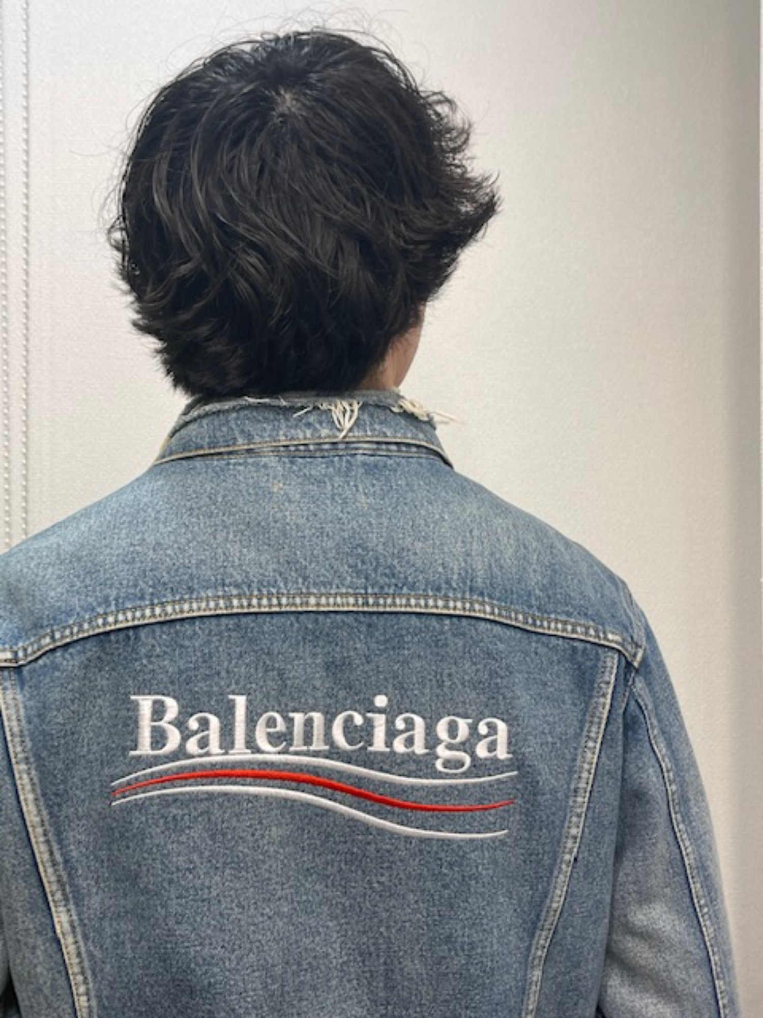 人気ブランド【BALENCIAGA/バレンシアガ】より【Denim Embroidered