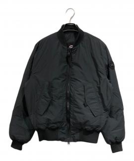 「インポートブランドのCANADA GOOSE 」
