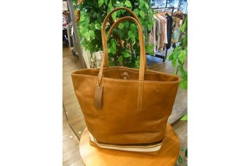 シューズ・バッグのショルダーバッグ