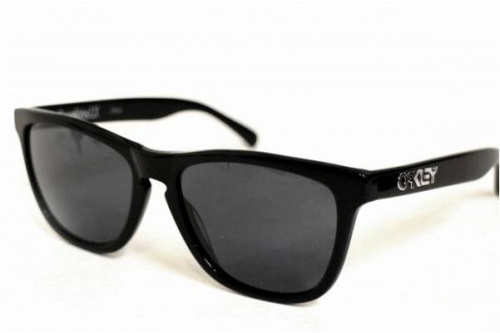 サングラスの葛西