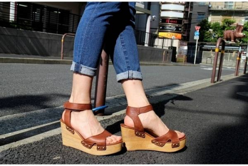 レディースのサンダル