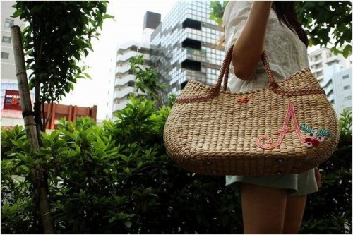 レディースのカゴバッグ