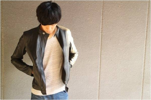 レザーのバックラッシュ