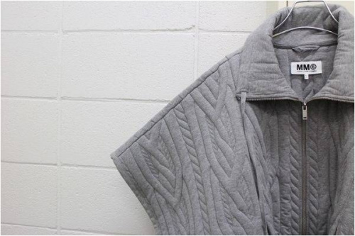 レディースのトップス