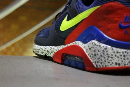 スニーカーのNIKE