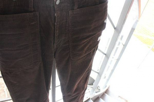 ボトムスのハーフパンツ