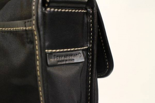 ショルダーバッグ