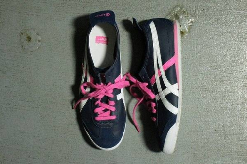 オニツカタイガーのONITSUKA TIGER