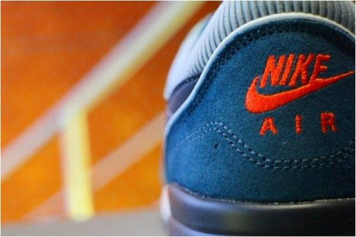 スニーカーのNIKE