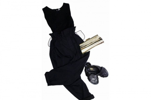 ADOREのアドーア