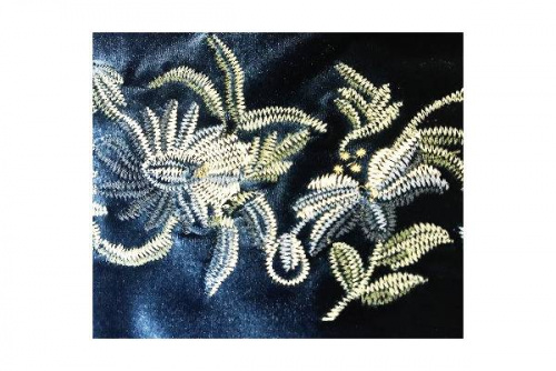 刺繍のベロア
