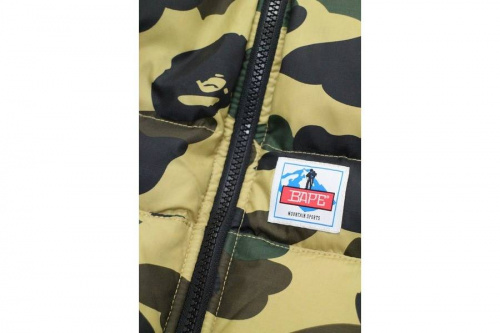 A BATHING APEのエイプ