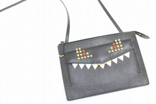 フェンディのバッグバグズ