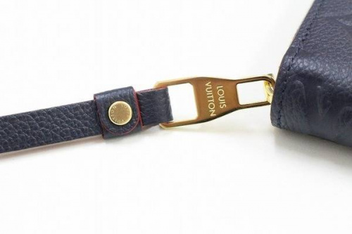 ルイヴィトンの18年現行モデル