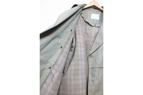 ikiのトレンチコート