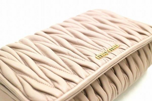 ミュウミュウのブランド買取