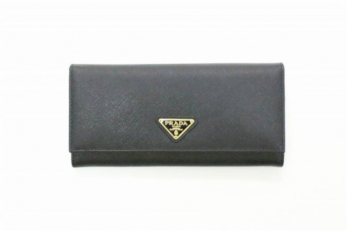買取入荷のPRADA