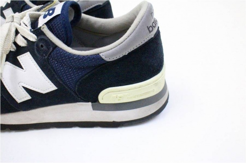 ニューバランスの葛西