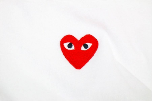 プレイ コムデギャルソンの葛西