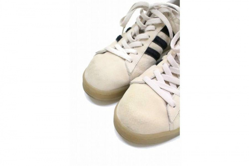 アディダスのadidas