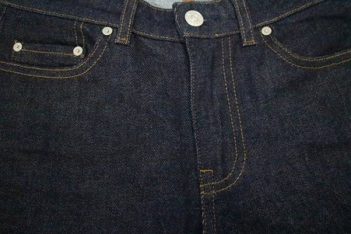 アクネステュディオスの葛西