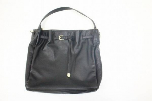 キャリアファッションの葛西