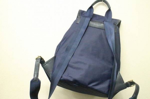 デイパックのTORY BURCH